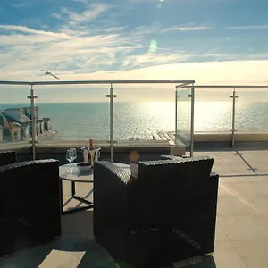 Airhost's Brighton's Diamond Escape With Sea Views , Brighton Reino Unido