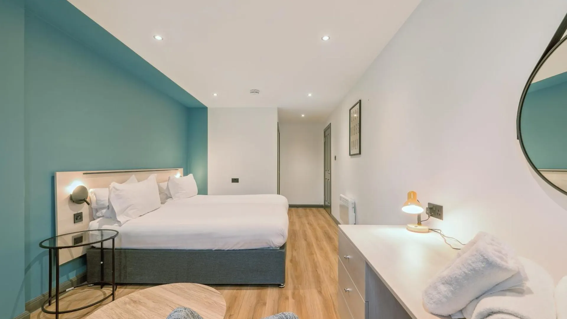Holyrood Aparthotel Edinburgh